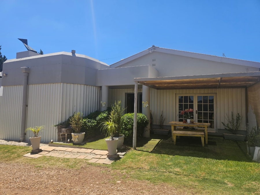 4 Bedroom Property for Sale in Riversdale Rural Western Cape